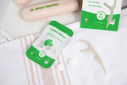 On-the-Go Smile Kit